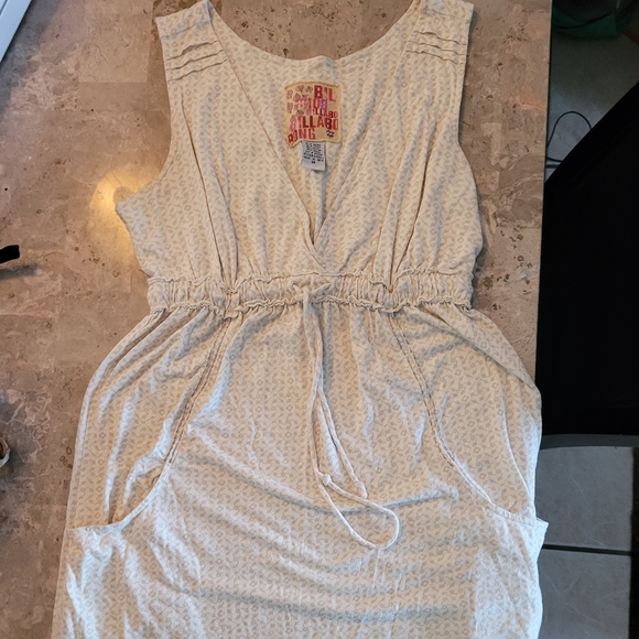 Billabong dress Medium - Picture 2 of 5